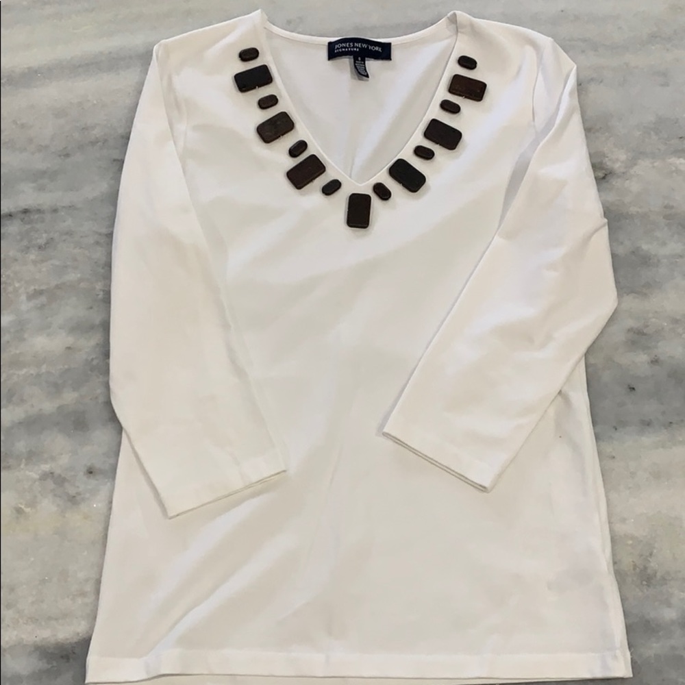 White 3/4 sleeve blouse